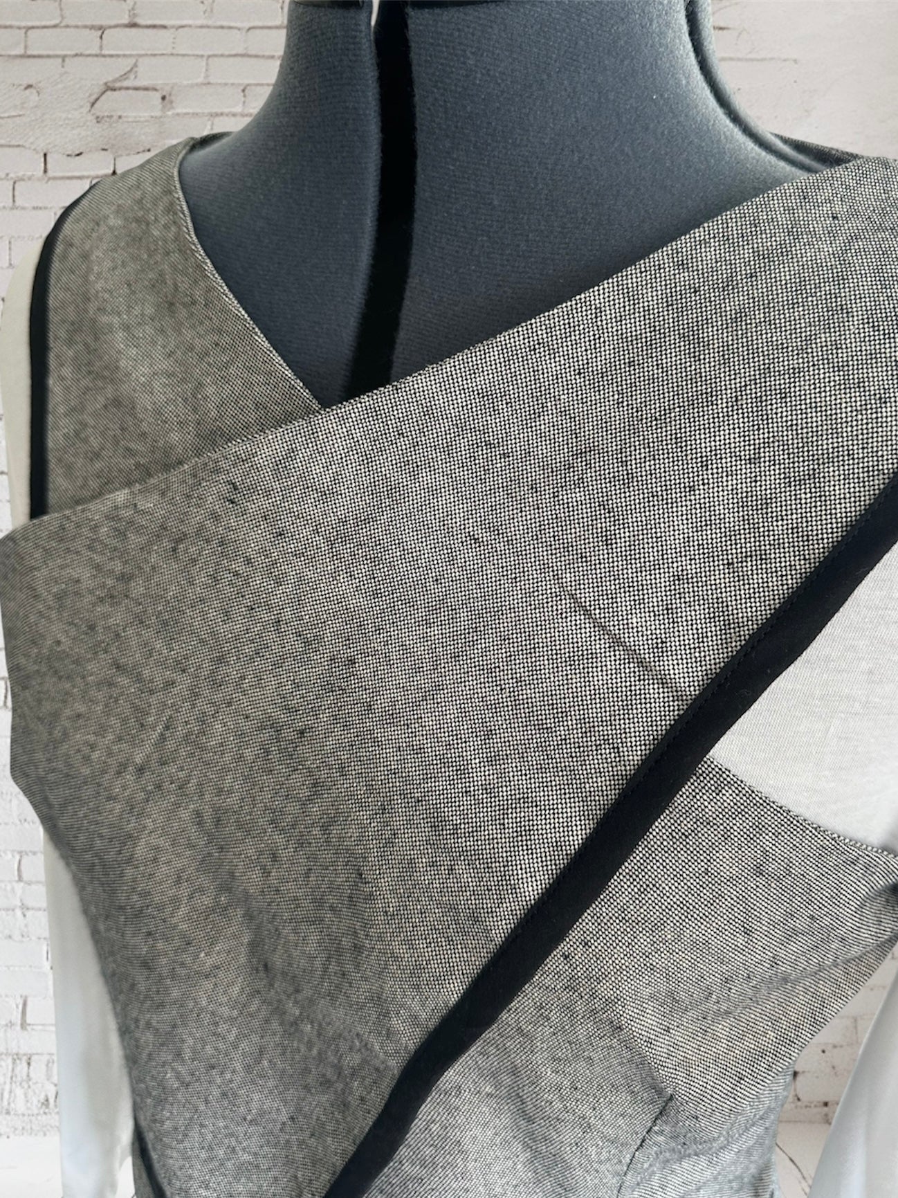 Veste sans manches cache cœur